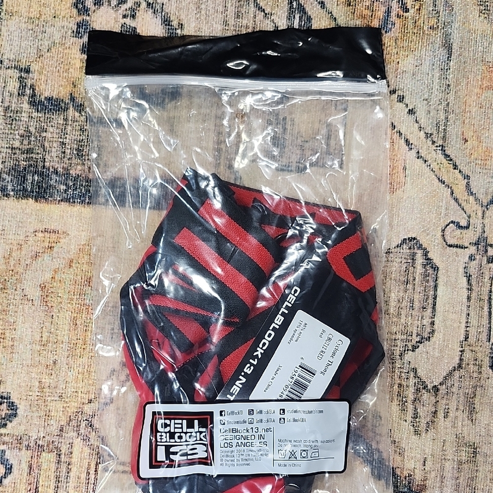 Cbu212 Cellblock13 Cyclone Thong Red and Black - Picture 5 of 5